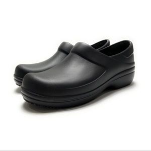 CROCS AT WORK WOMEN’S NERIA PRO II CLOG